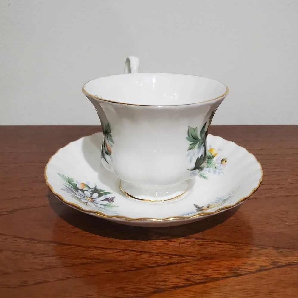 Royal Albert vintage royal